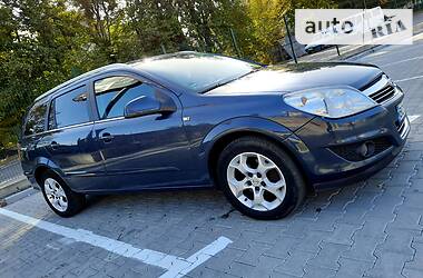 Универсал Opel Astra 2009 в Стрые