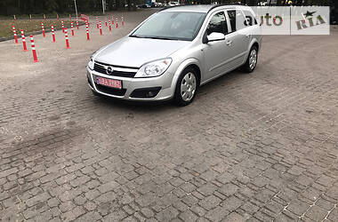 Універсал Opel Astra 2006 в Києві