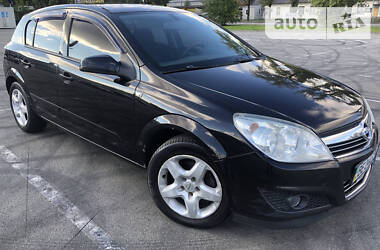 Хэтчбек Opel Astra 2007 в Киеве