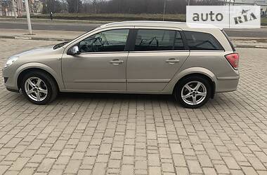 Универсал Opel Astra 2008 в Ивано-Франковске