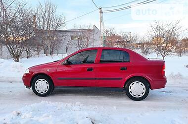 Седан Opel Astra 2007 в Староконстантинове