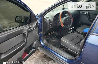 Седан Opel Astra 2005 в Павлограде