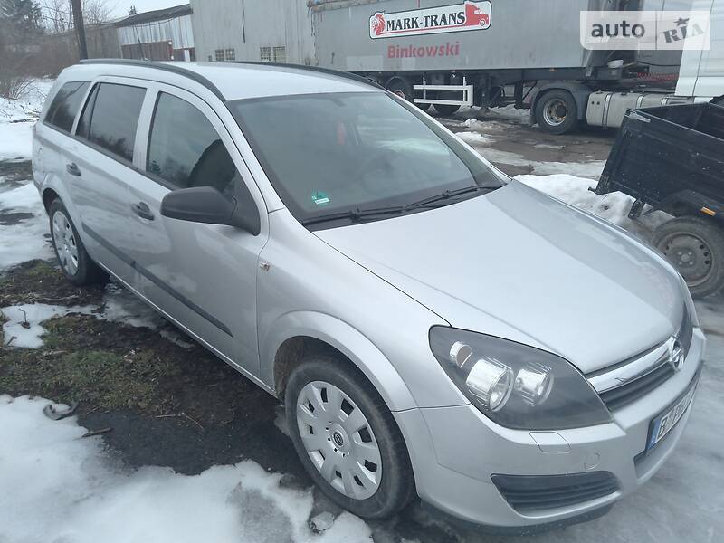 Універсал Opel Astra 2005 в Гусятині