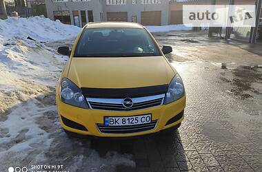 Универсал Opel Astra 2009 в Ровно