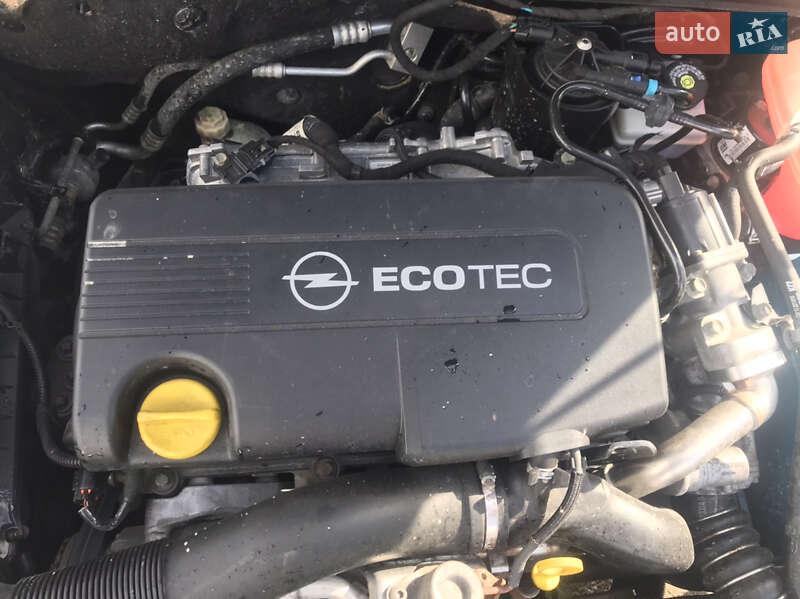 Універсал Opel Astra 2010 в Турці