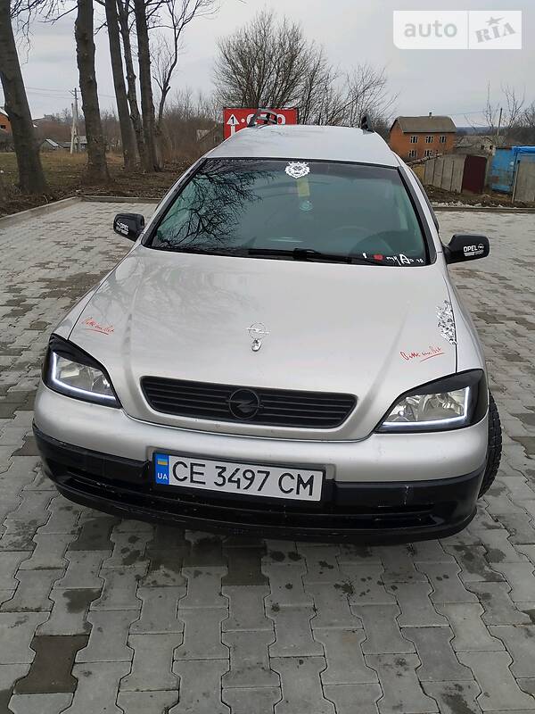 Універсал Opel Astra 2001 в Чернівцях