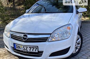 Универсал Opel Astra 2008 в Дрогобыче