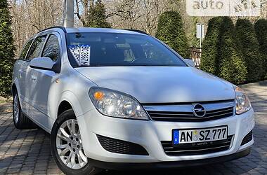 Универсал Opel Astra 2008 в Дрогобыче