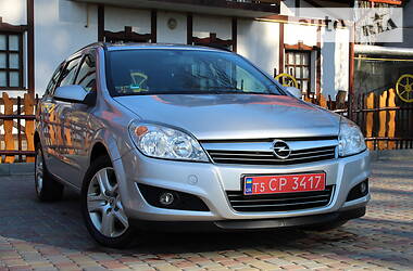 Універсал Opel Astra 2010 в Дрогобичі