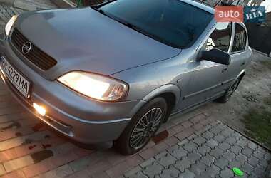 Седан Opel Astra 2006 в 