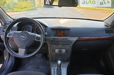 Універсал Opel Astra 2005 в Житомирі
