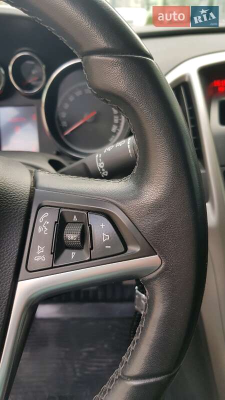 Универсал Opel Astra 2011 в Львове