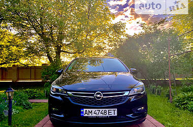 Універсал Opel Astra 2016 в Житомирі