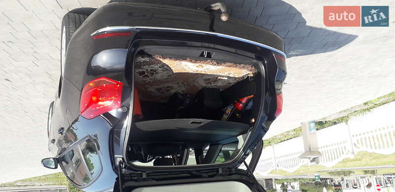 Универсал Opel Astra 2013 в Остроге