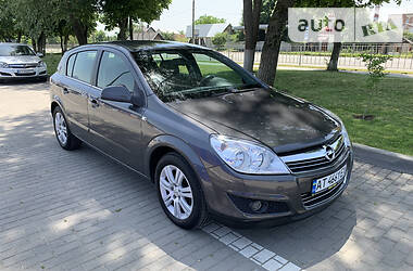 Opel Astra 2009