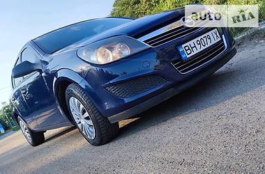 Opel Astra 2010