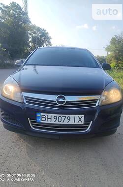 Хэтчбек Opel Astra 2010 в Одессе