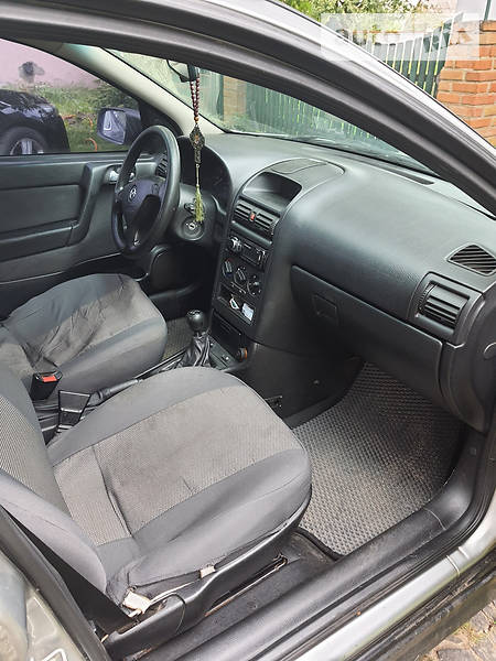 Седан Opel Astra 2004 в Ровно фото 12 Седан Opel Astra 2004 в Ровно