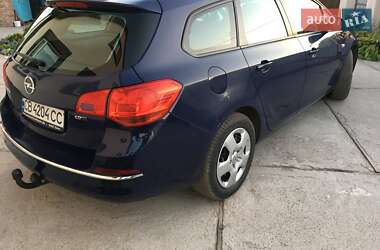 Универсал Opel Astra 2013 в 