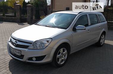 Универсал Opel Astra 2008 в Камне-Каширском