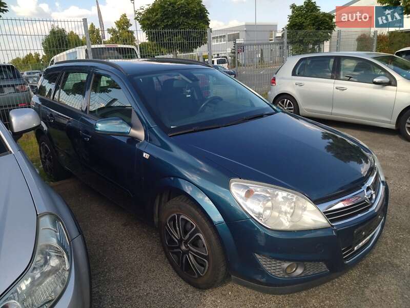 Універсал Opel Astra 2007 в Млиніві
