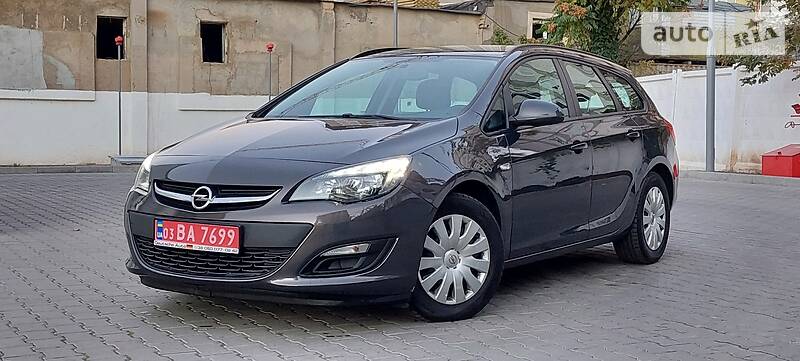 Универсал Opel Astra 2014 в Одессе