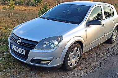 Хэтчбек Opel Astra 2005 в Луцке