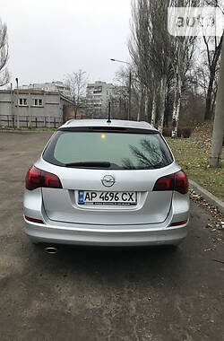 Универсал Opel Astra 2011 в Запорожье