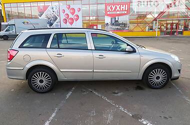 Универсал Opel Astra 2009 в Житомире