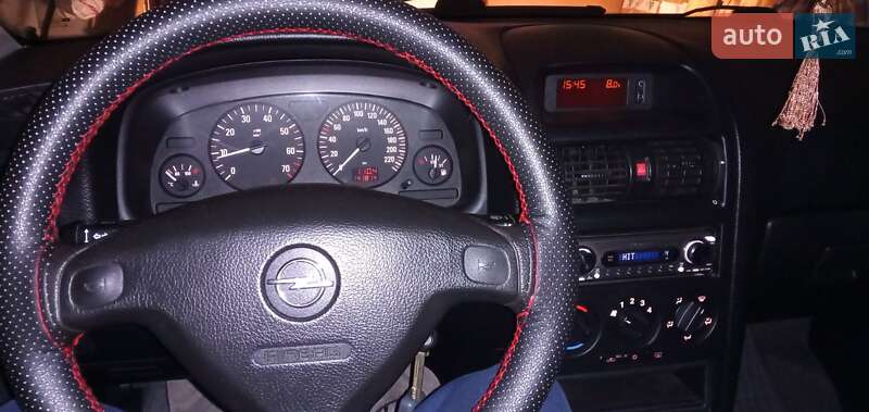 Opel Astra 2005