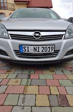 Универсал Opel Astra 2008 в 