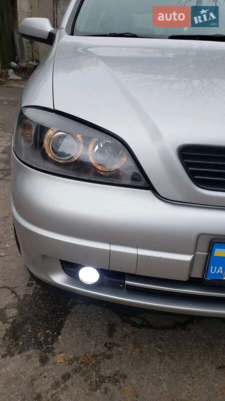 Універсал Opel Astra 2002 в Одесі