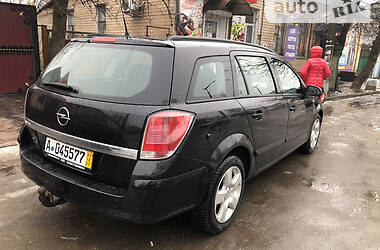 Универсал Opel Astra 2006 в Киеве