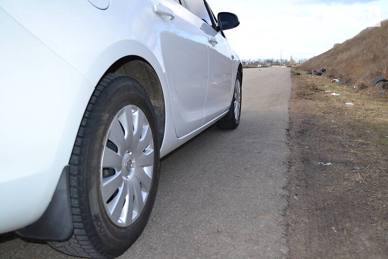 Универсал Opel Astra 2014 в Первомайске