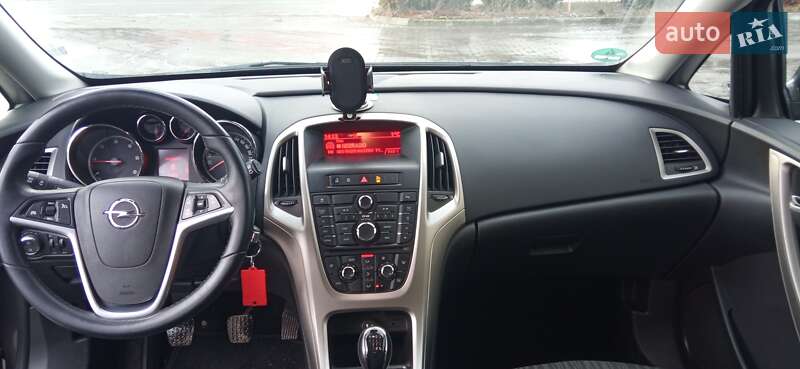 Універсал Opel Astra 2011 в Шептицькому