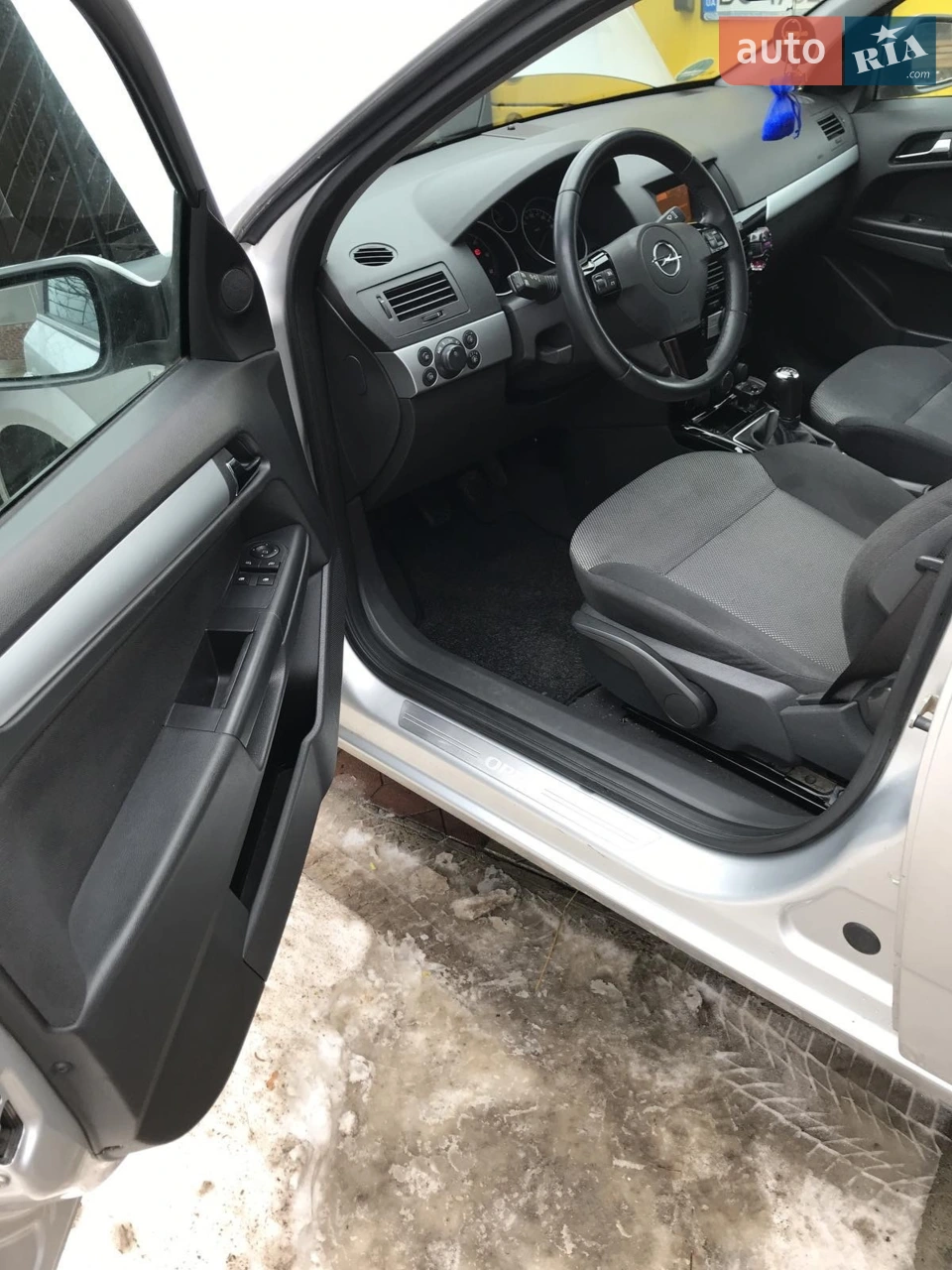 2010 Opel Astra - мініатюра 19