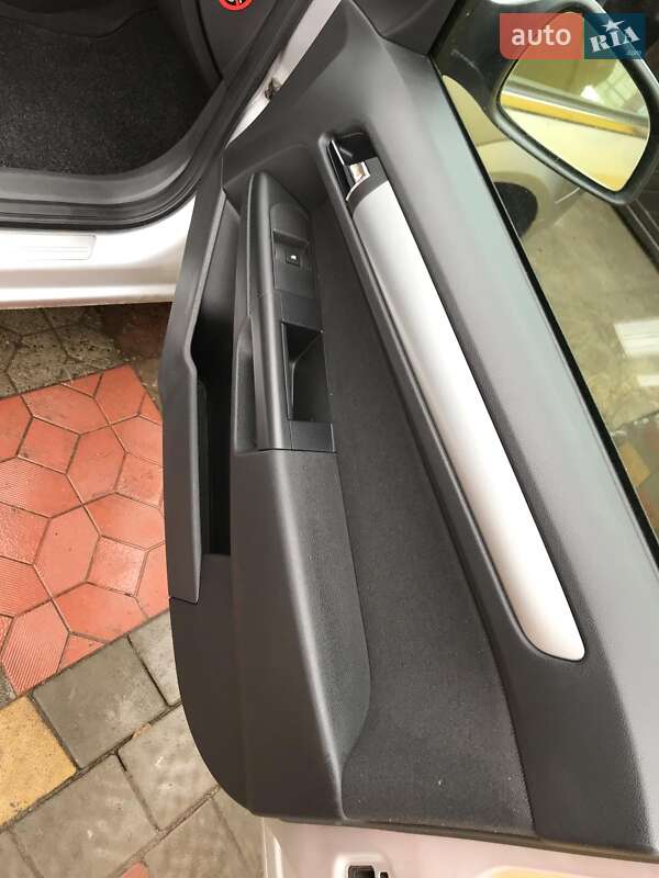 Универсал Opel Astra 2010 в Дрогобыче