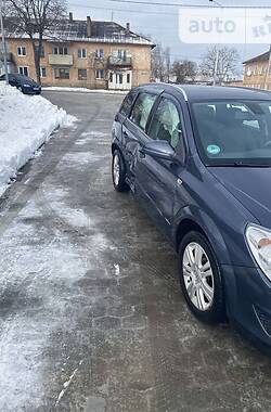 Универсал Opel Astra 2008 в Костополе