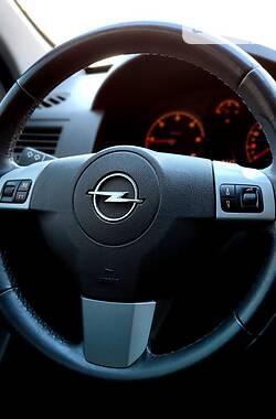 Универсал Opel Astra 2009 в Сумах