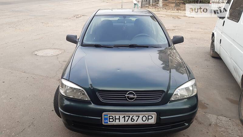 Седан Opel Astra 1999 в Подільську