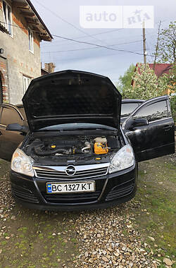 Хэтчбек Opel Astra 2009 в Турке
