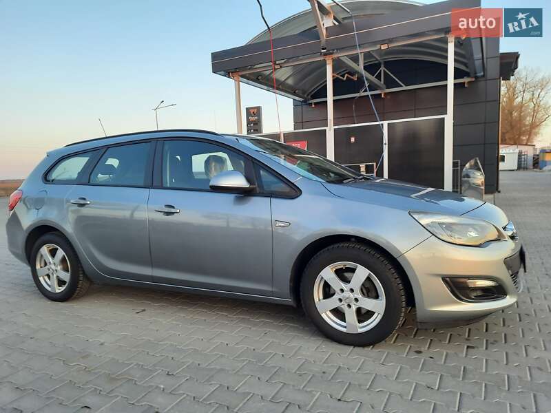 Opel Astra 2014