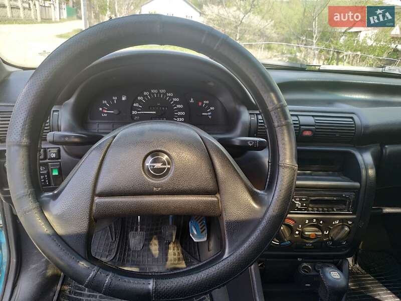Седан Opel Astra 1994 в Черновцах фото 13 Седан Opel Astra 1994 в Черновцах