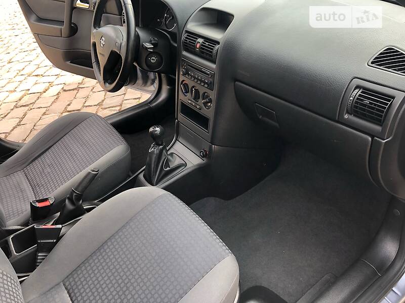 Универсал Opel Astra 2004 в Житомире