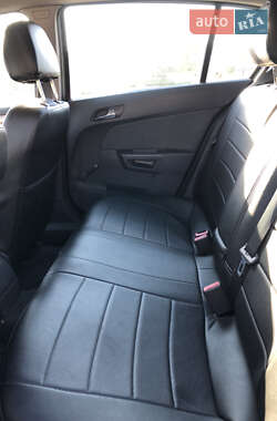 Хэтчбек Opel Astra 2007 в Захарьевке