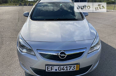 Универсал Opel Astra 2012 в Ковеле