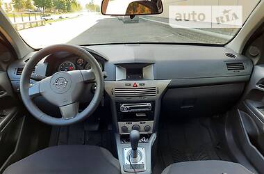 Хетчбек Opel Astra 2008 в Броварах