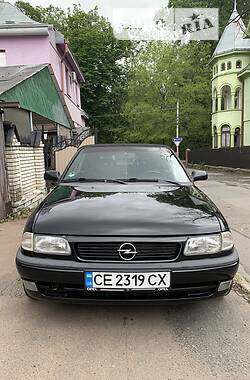 Кабріолет Opel Astra 1997 в Чернівцях