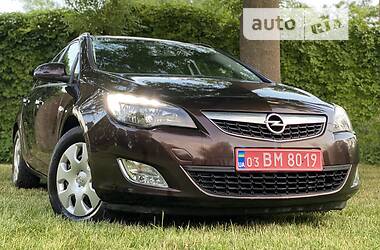Opel Astra 2012 Opel Astra 2012