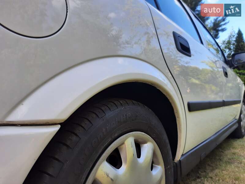 Універсал Opel Astra 1998 в Бару